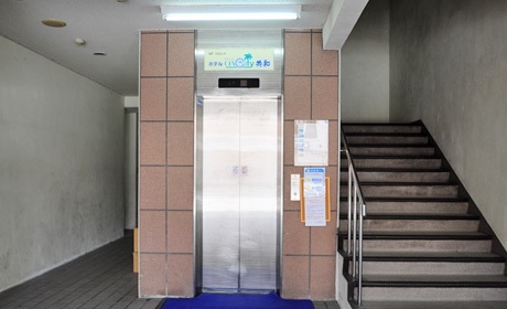 写真：エレベーター